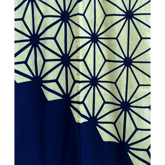 Butter yellow yukata with dramatic asymmetrical a… - image 2