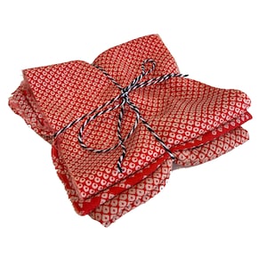 0.25lb Vintage Japanese kimono silk fabric remnant pack - red faux shibori prints