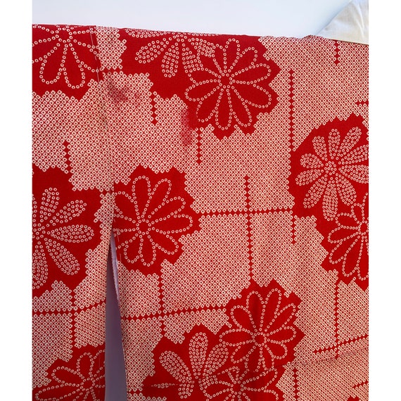 Vintage red and white nagajuban with faux shibori… - image 7