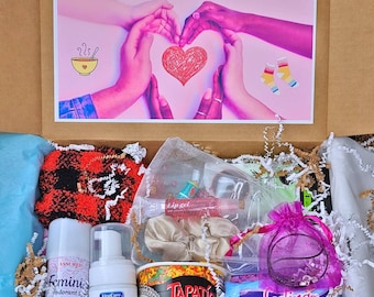 The Feminine Care Mystery Box - PMS Period Comfort Box Self Care Box Self Love Hygiene First Menstruation Menstrual Kit Young Girl Gift