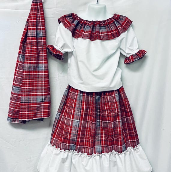 Girls white color trimmed  three piece bandanna cultural outfit