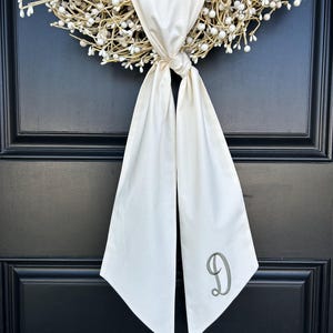 Faja de corona con monograma / Faja de puerta de entrada elegante con bordado de letras / Faja de corona de lunares personalizada / Regalos para nuevos propietarios de viviendas.