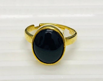 Bague en onyx noir, bague en or, bague en pierres précieuses rondes, bague en pierres précieuses noires, bague empilable, cadeau pour elle, bague en or, bague à empiler/bijoux faits main