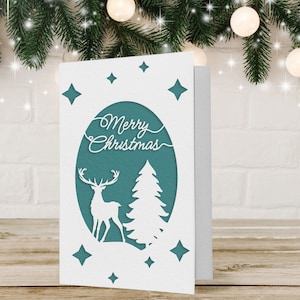 Carte de Noël SVG, modèle de carte de Noël cerf SVG, fichier d'invitation de Noël, carte Papercut, cerf de Noël svg avec des fichiers numériques étoiles