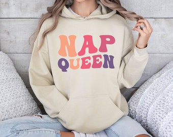 Nap Queen Sarcasm SVG: 面白い女性用Tシャツのデザイン（即時ダウンロード）