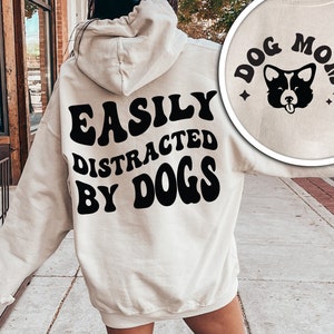 Se distrae fácilmente con archivos SVG de perros para cricut y silueta, archivos svg de mamá de perro, carta apilada ondulada, descarga digital de camisa diy, amante de los perros