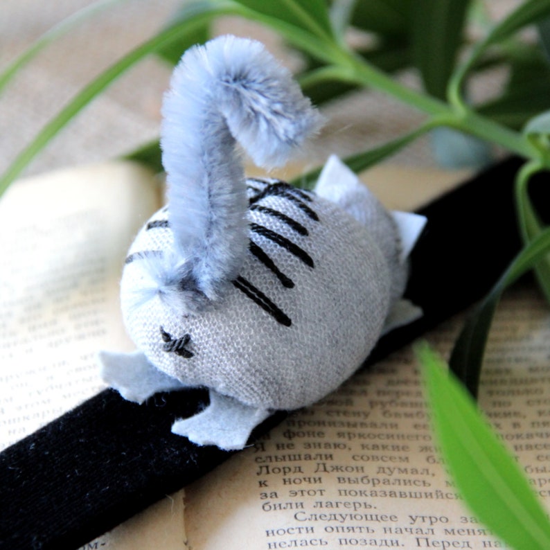 Cat Pincushion Handmade Cute Wrist Pin Cushion Animal Gray Etsy