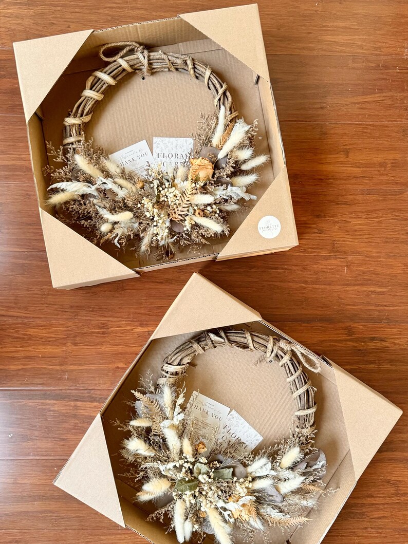 READY STOCK Handcrafted Preserved Dried Twig Wreath With Dried Rustic