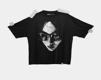 T-Shirt: Girl / 9oz Super Thick Tee