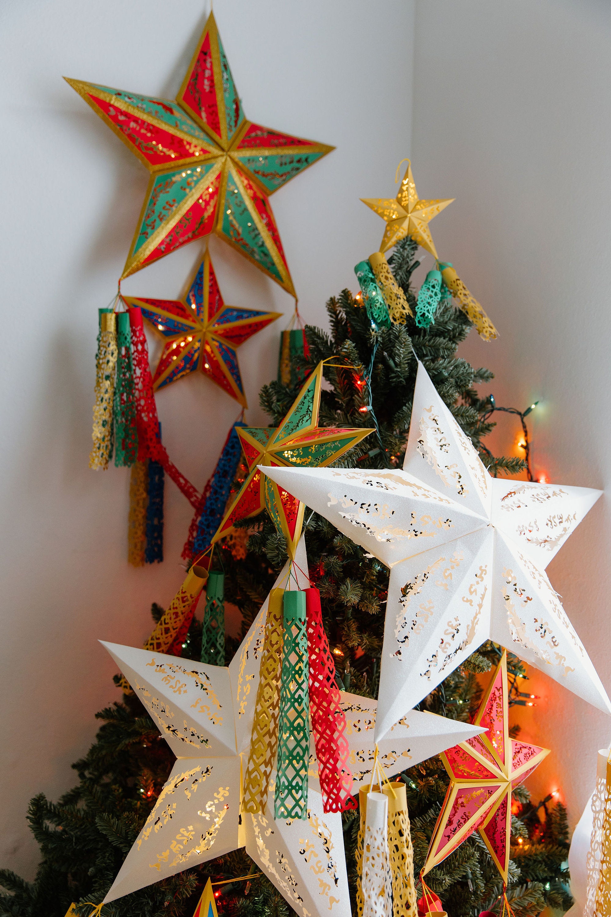 ミニライト付きフィリピンクリスマスパロル 6インチ x 12インチ