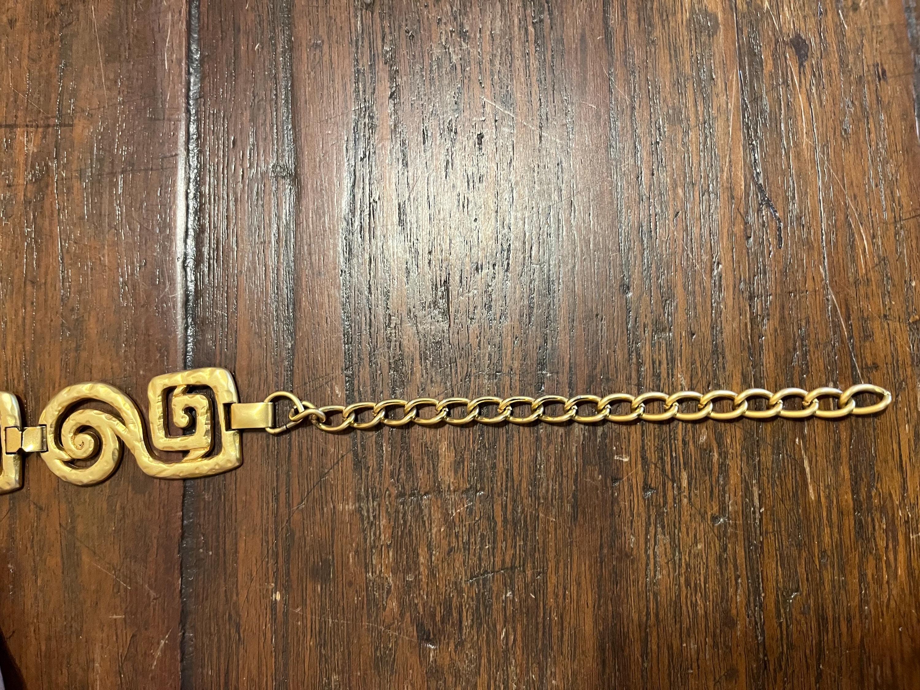 Escada Rare Signed Gold Tone Metal Hammered Link Belt Chain 