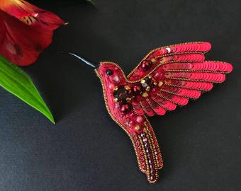 Marsala Hummingbird brooch, handmade embroidered bird pin