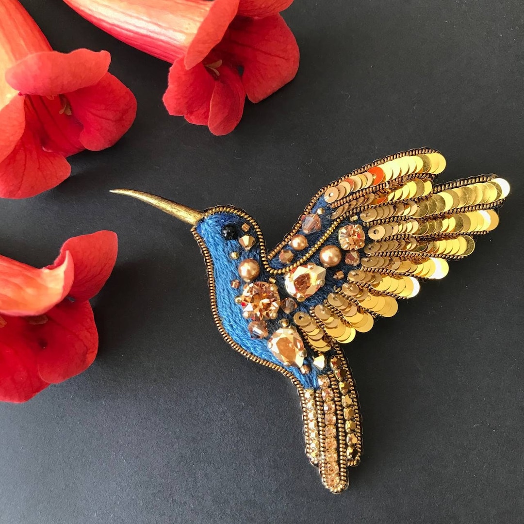 Hummingbird Brooch