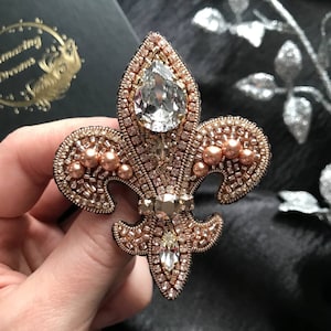 Rose gold Fleur de Lis brooch, heraldic lily vintage pin with crystal
