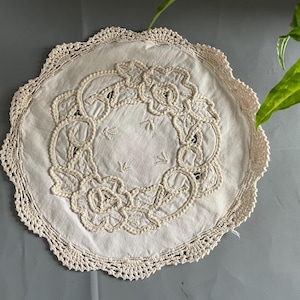 lace doily old crochet bobbin lace knitting lace doily