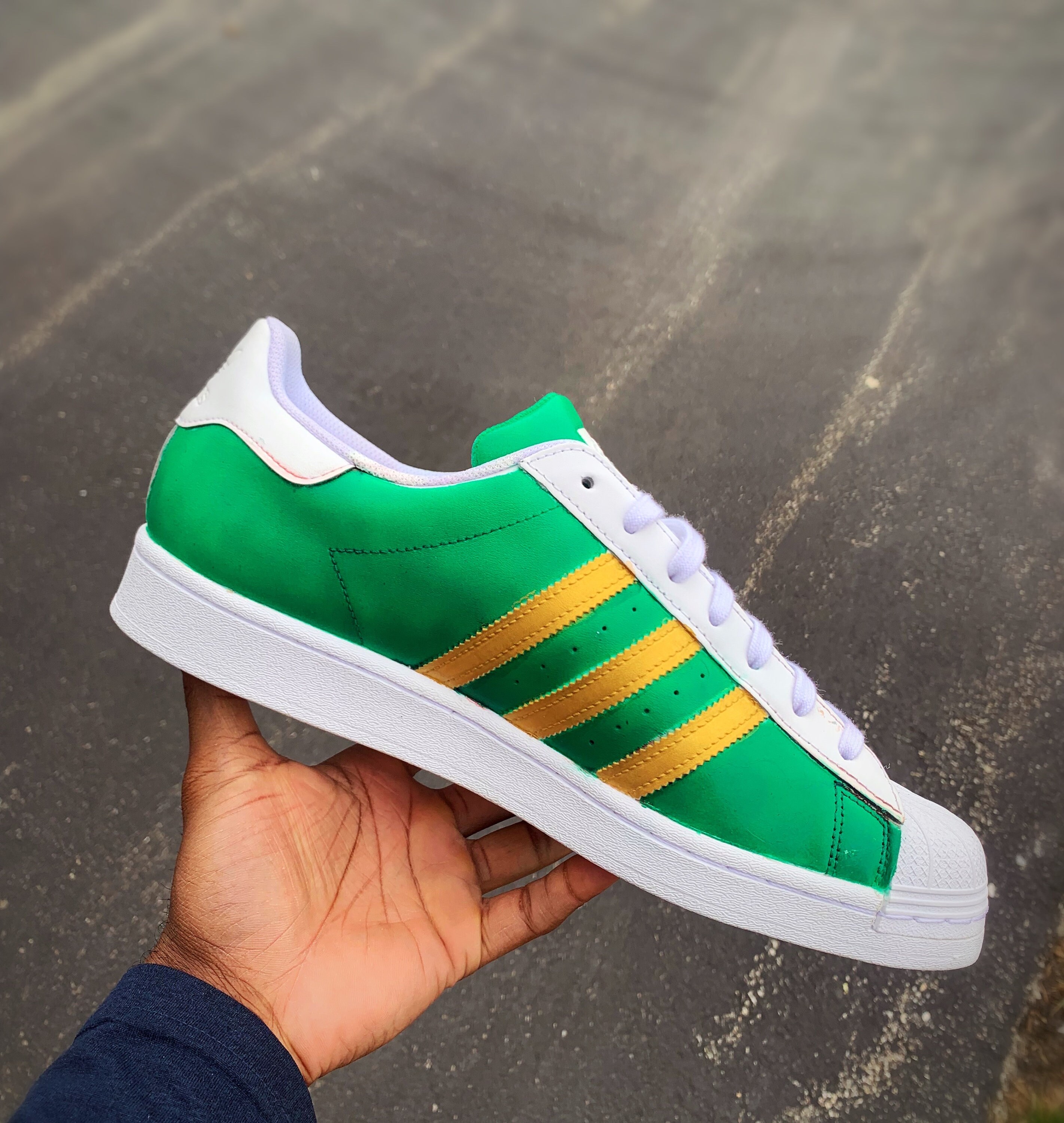 Hand Painted Lucky Green Adidas Superstar: St. Patrick's Day Custom Sneakers - Etsy Hand Painted Lucky Green Adidas Superstar: St. Patrick's Day Custom Sneakers - Etsy