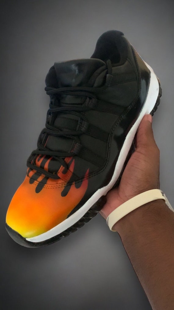 Llama personalizada jordan 11 bajos Etsy Espana