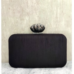 Black Evening Clutch Handbag , Party Purse Indian Zardozi Clutch Sling, Wedding Bridal Bag, Embellished Evening Clutch, Gift imagem 4