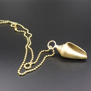 14k Gold plating conch pendant. Sculpted gold necklace,seashell gold necklace ,long pendant necklace