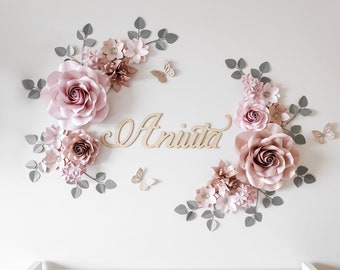 Große Papierblumen Wandbild für Mädchenzimmer Deko| Papierblumenkunst mit Namensschild für die Babyparty | Kinderzimmer Wand Kunst |