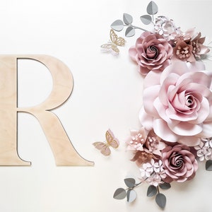 Name with Paper flowers for girls nursery wall decor. Paper flowers wall decor for girls room. Nursery paper flowers for wall with name sign