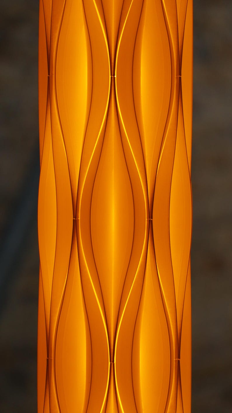 Lámpara de pie modular impresa en 3D STL / Diseño de lámpara paramétrica entrelazada