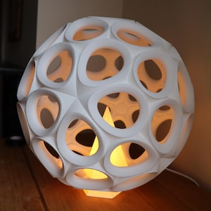 Pentagonal Hexecontahedron 3D Printed Lamp STL | Interlocking Parametric Lamp Design image 4