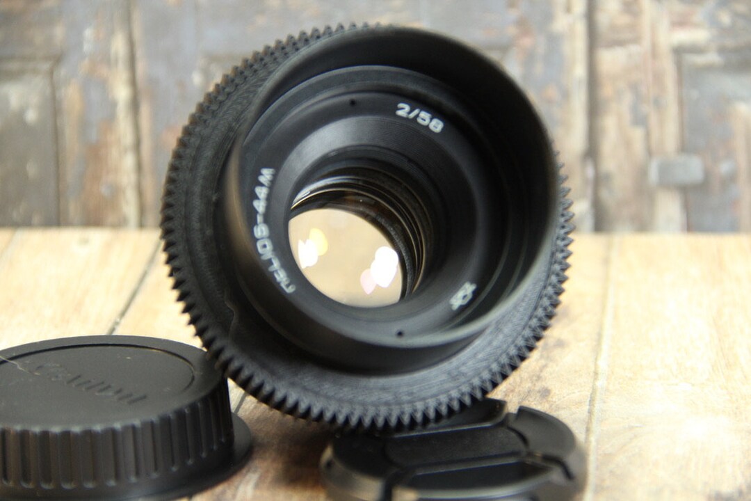 Objectif Soviétique Helios 44M-4 M42, 58mm F/2, Made In URSS, #90557174 + Bouchon Avant