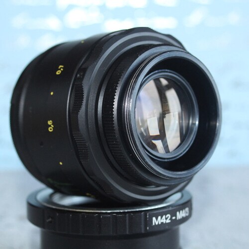Helios 44-2, Soviet lens, shops The famous Helios-44-2 58mm F2, for lens Zenit Russian Lens + adapter Mikro 4/3 Vintage lens, excellent condition.