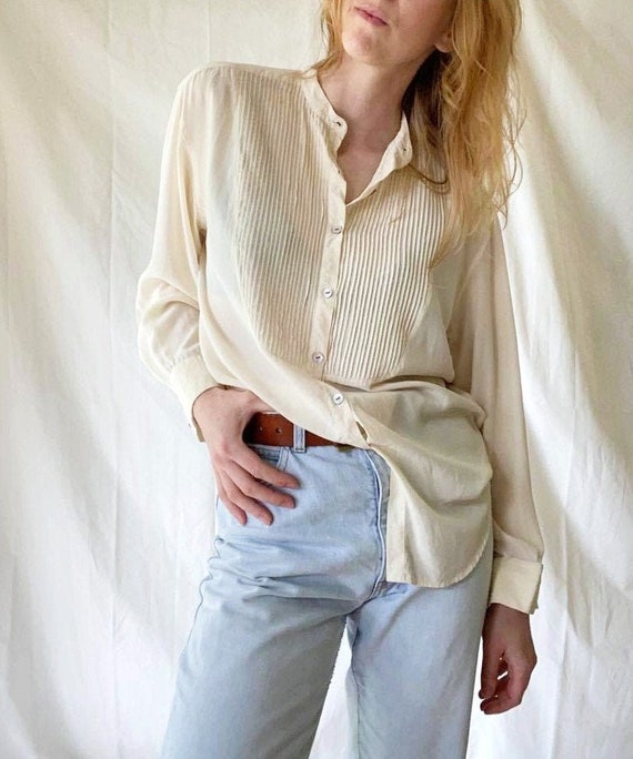 Vintage Silk Blouse / Romantic Smocked Blouse
