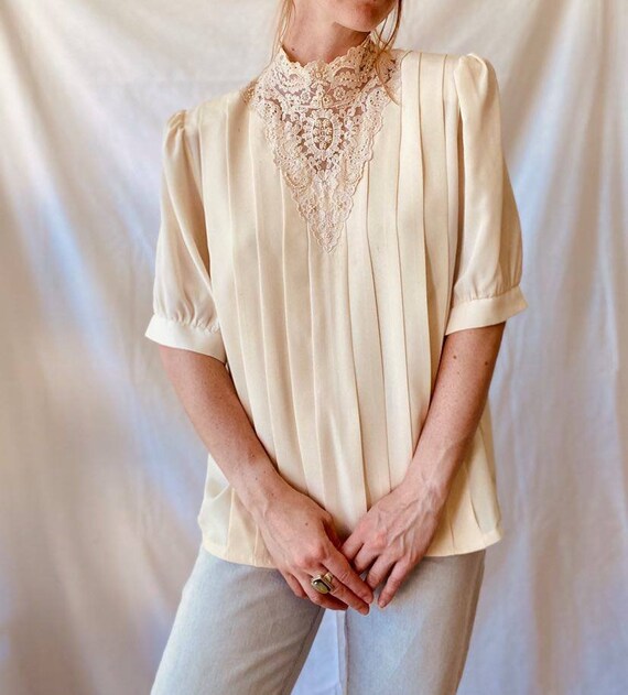 1970s Victorian Style Poet Blouse / Lace Collar Vi