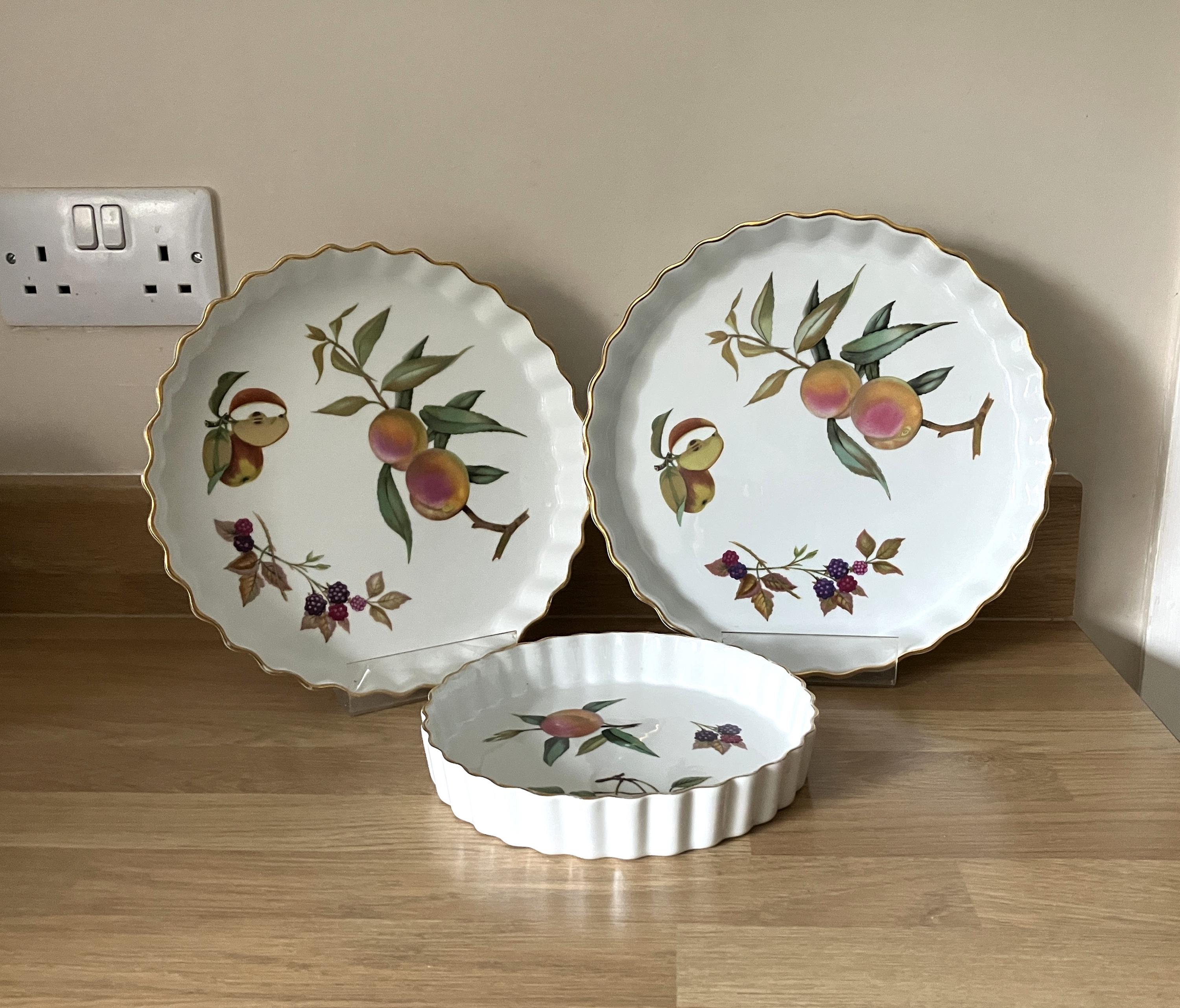 Royal Worcester Evesham - Etsy UK