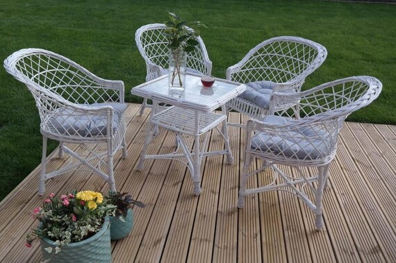 White wicker desk 2024 with glass top