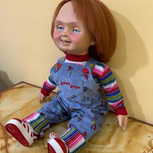 Chucky CP3 Pluche Body - Good Guys 1:1 prop afbeelding 3