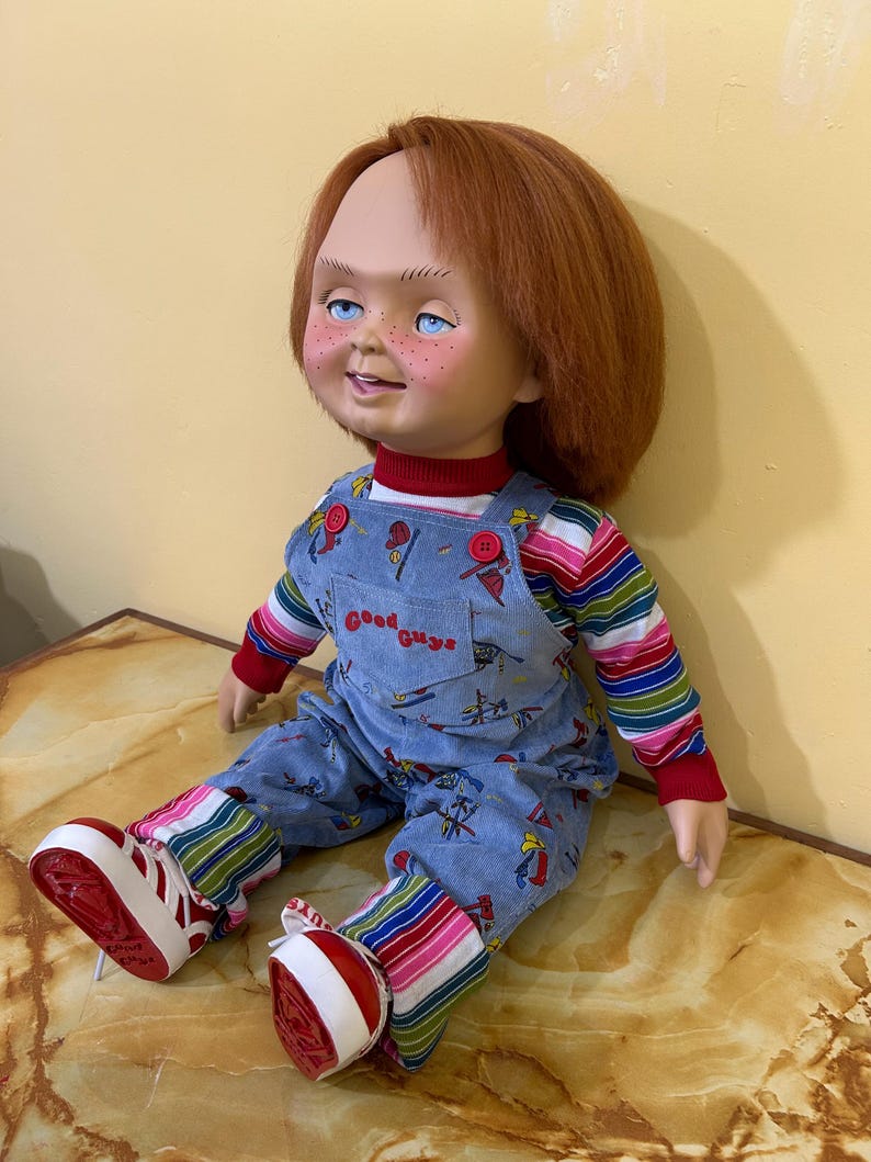 Chucky CP3 Pluche Body - Good Guys 1:1 prop afbeelding 3