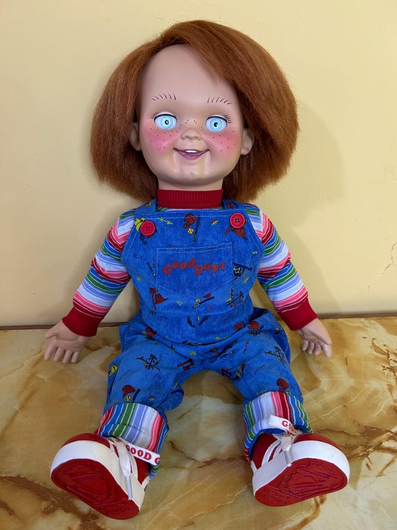 チャッキーぬいぐるみボディ（A） - グッドガイズ 1:1 プロップ