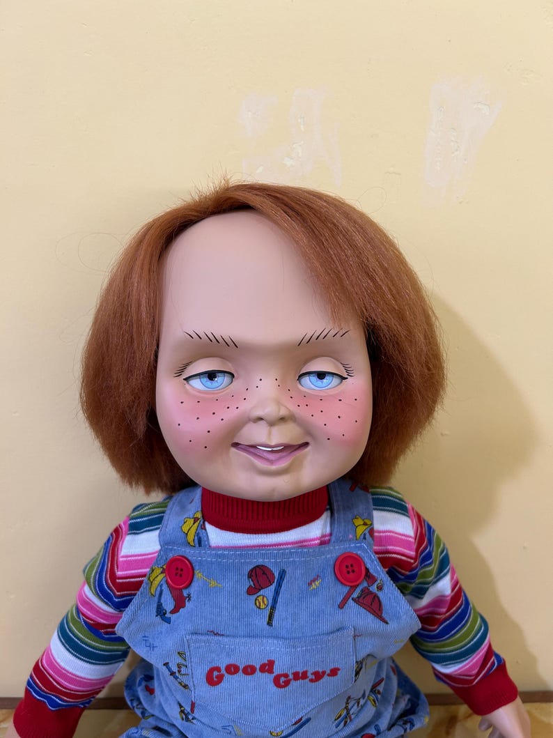 Chucky CP3 Pluche Body - Good Guys 1:1 prop afbeelding 7