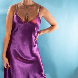 Vintage Y2K L/XL Satin Maxi Slip Dress in Purple.