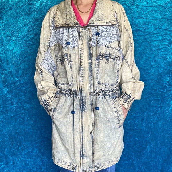 Manteau Parka en denim au lavage acide et dentelle vintage des années 1970