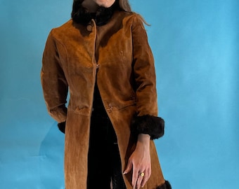 Vintage 1970s Brown Suede Penny Lane Coat. Size SM