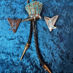 Vintage Cowboy Boot Bolo Tie with Turquoise – Silver Tone Western Collar Tips