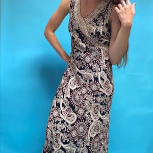 Vintage Black Brown and Cream Paisley Print Dress.