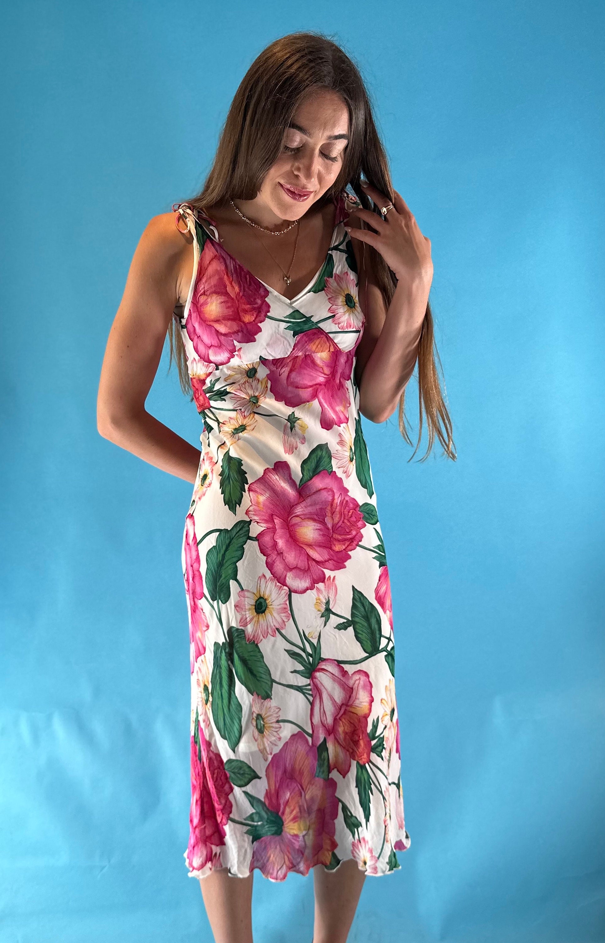 Vintage Y2K 2000s Pink Floral Printed Mini Dress.