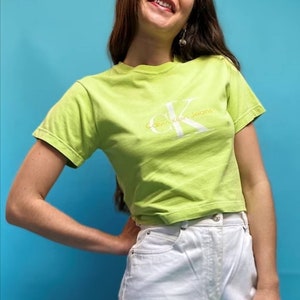 Vintage Y2K CK Calvin Klein Cropped T-shirt.