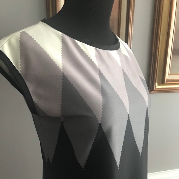 Vintage short sleeve argyle purple/black/ cream dress