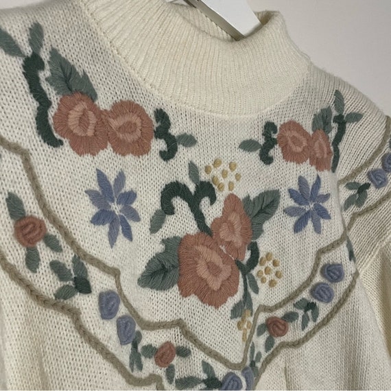 Vintage Alfred Dunner Cottagecore cream embroider… - image 4