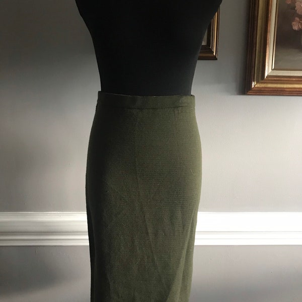Vintage Sebastian Made in Italy Army Green Textured Fitted Pencil Skirt with Gold Lining