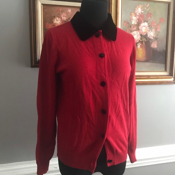 Vintage Crystal-Kobe red cardigan w/ removable velvet collar