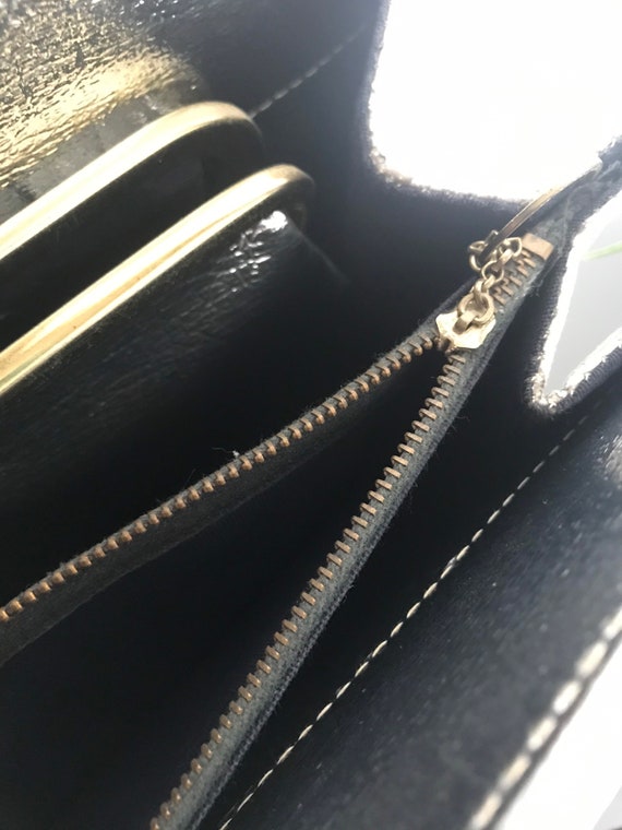 Vintage silver “foil look” 1960s handbag - image 5