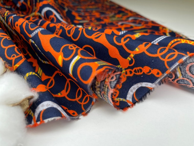 Flowers Chain geometrical geometry Print 100/% Cotton Poplin Crafting Cotton Dressmaking- Fabric